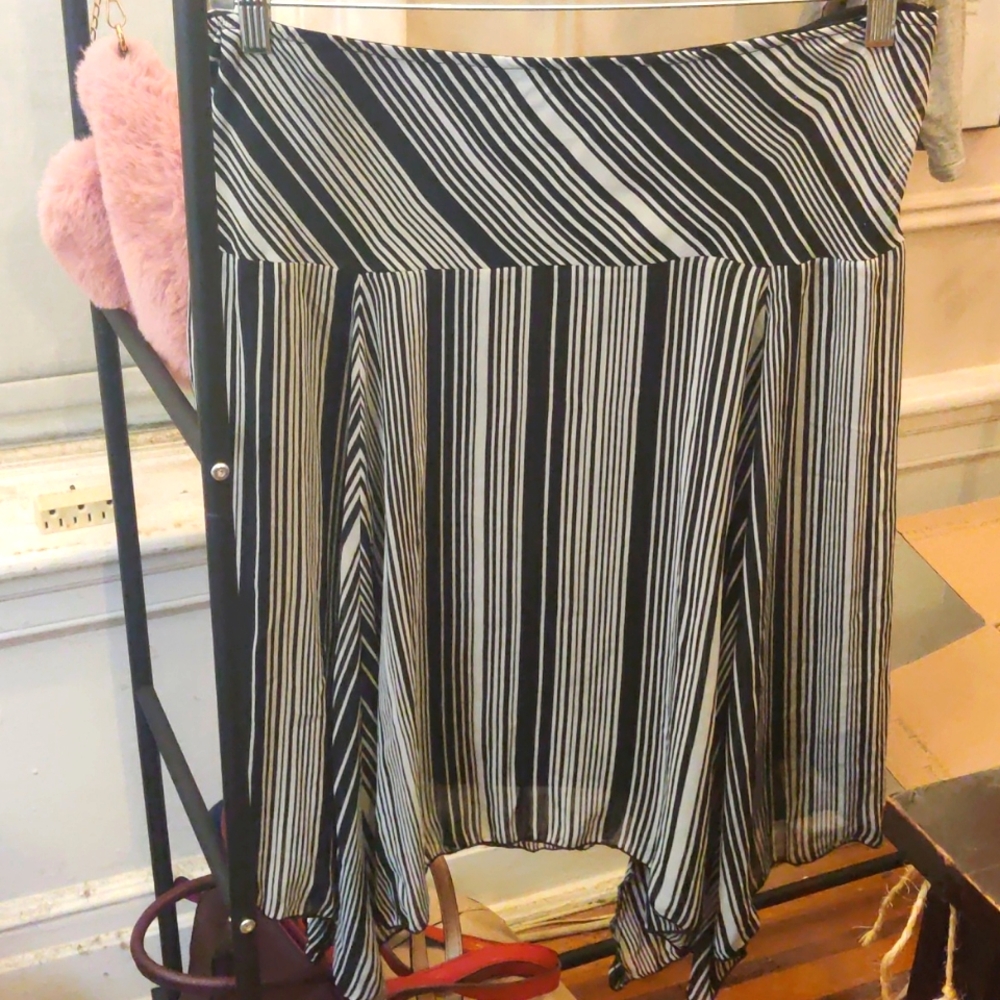 AGB VINTAGE ZEBRA SKIRT with Handkerchief Hem